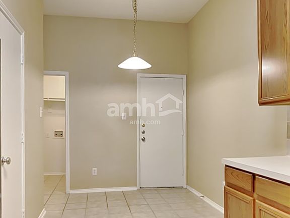 4th image of 3525 Beatriz Dr