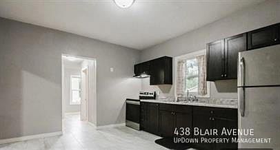 5th image of 438 Blair Ave