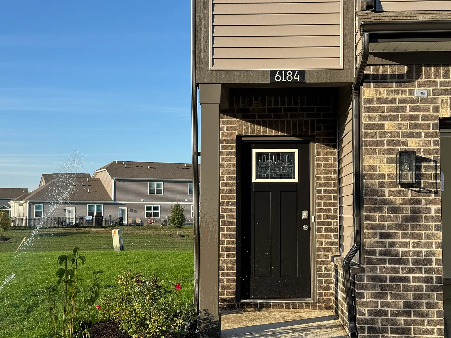4 bed, 2.5 bath, 1811 sqft, $2,195 — Photo 4