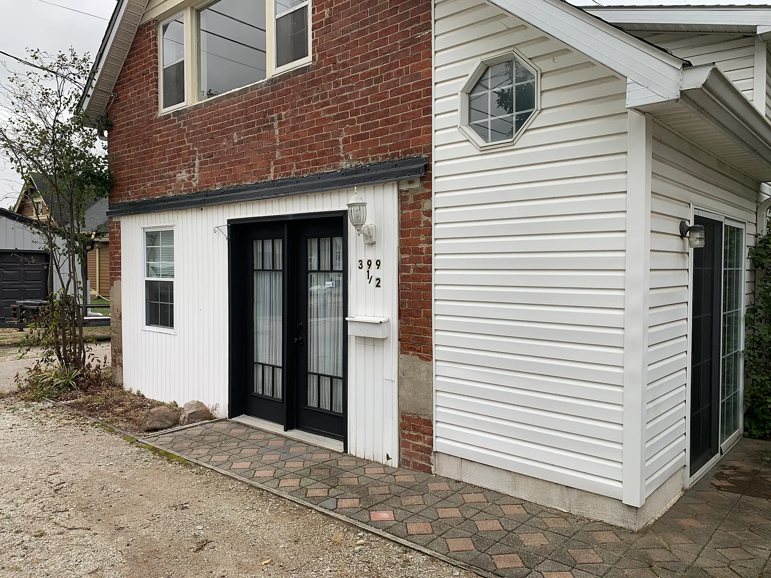 1 bed, 900 sqft, $1,150 — Photo 2