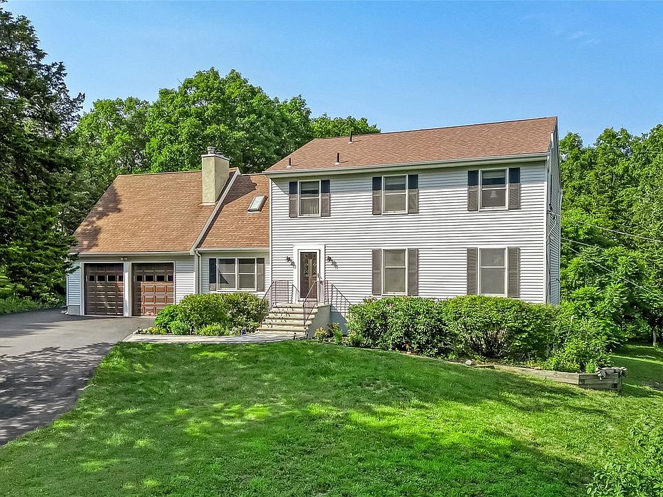 1st image of 185 Rombout Road