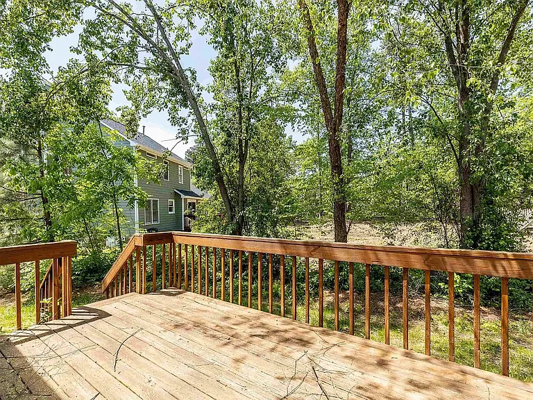 112 Kronos Ln — Photo 25
