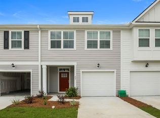 687 Trotters Ln, Moncks Corner, SC 29461