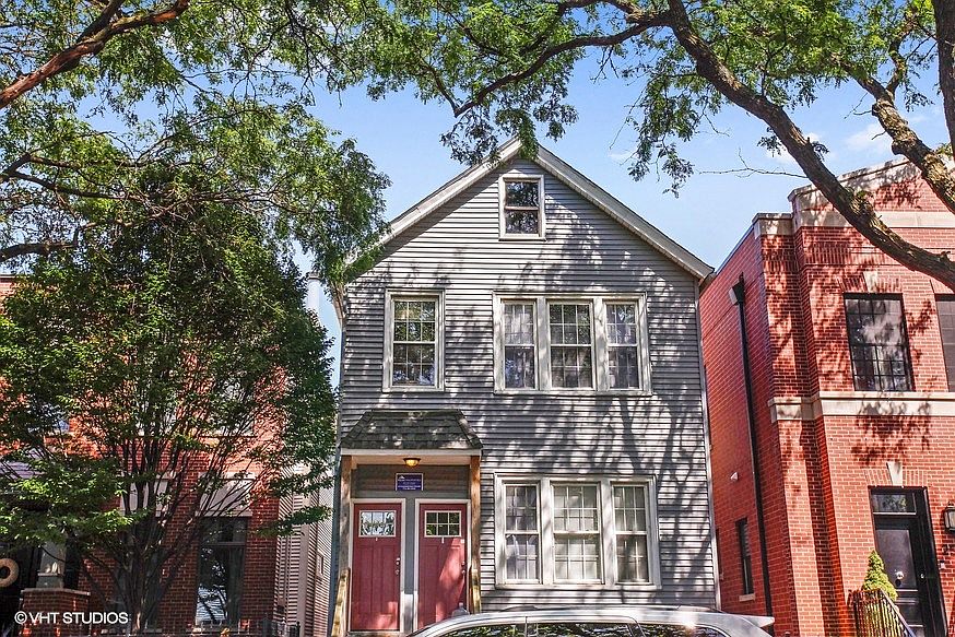 1st image of 2519 N Marshfield Ave #1711440