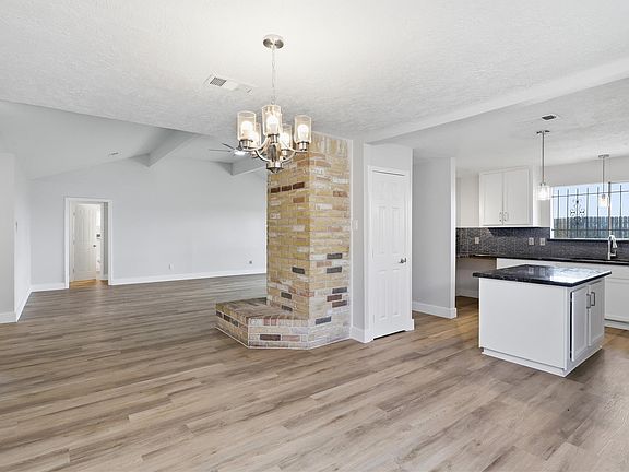 5th image of 3535 Hombly Rd
