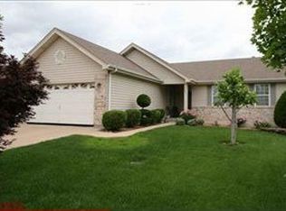 9871 Tesson Creek Estates Dr, Saint Louis, MO 63123