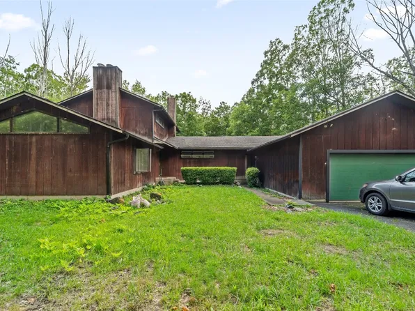 501 Ridge Rd, Vestal, NY 13850