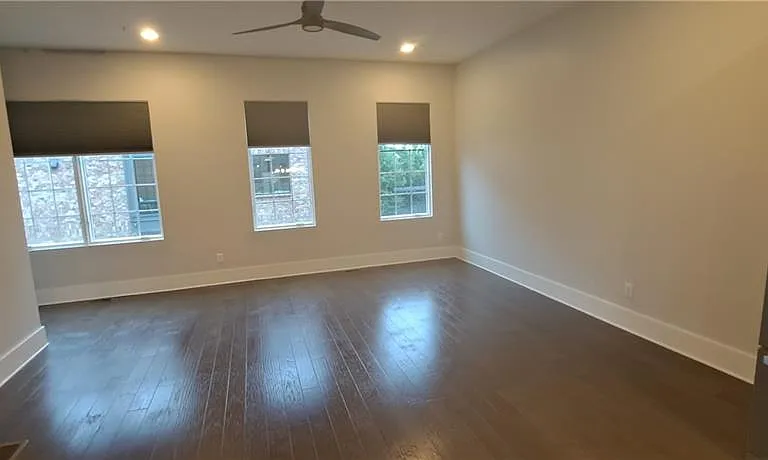 306 Fair St — Photo 9