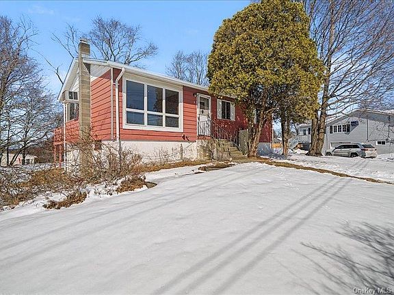 2nd image of 4 Maple Lane