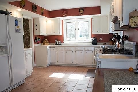 5th image of 763 Millstone Ln