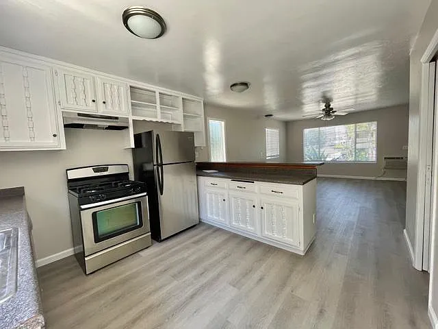 8259 Roy St — Photo 3