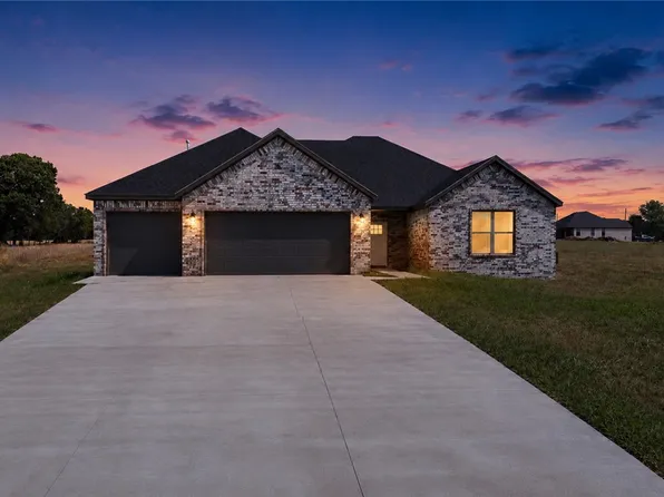 2510 Peterson Rd, Gentry, AR 72734