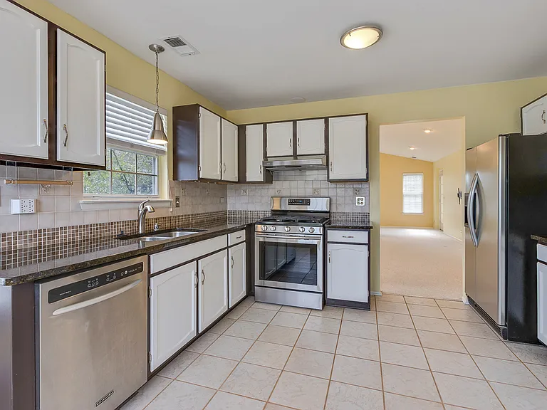 164 White Branch Ct — Photo 9