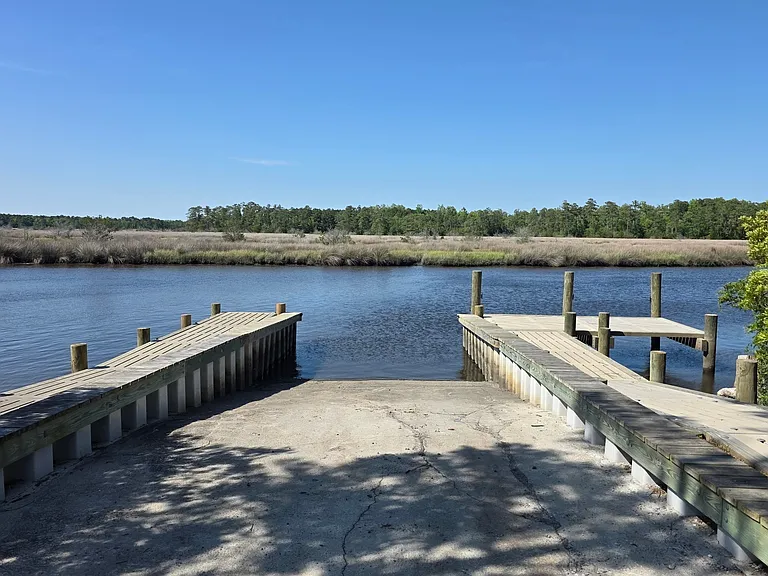 Private Neighborhood boat ramp