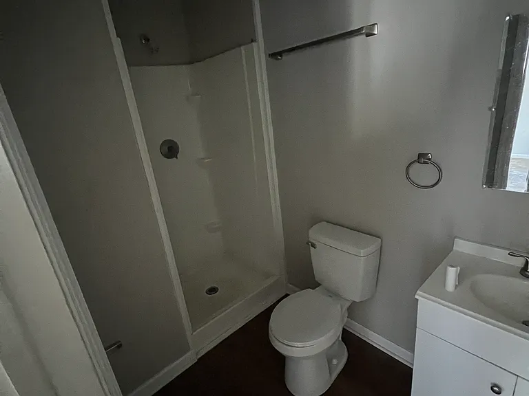 805 3rd Ave — Photo 2