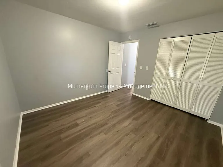 198 N Fernwood Ave #2 — Photo 7