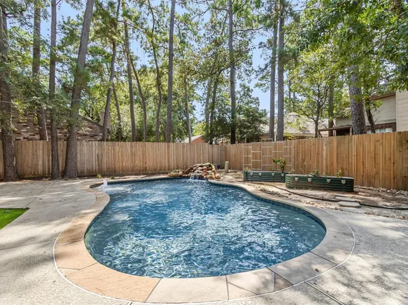 2 Summithill Pl, Spring, TX 77381