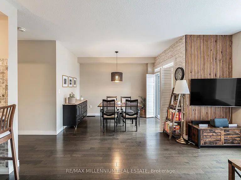 18 Whaley Ln — Photo 10