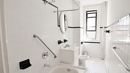 Rented by Park Property Advisors