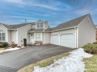 811 Village Rd #811, Southington, CT 06489