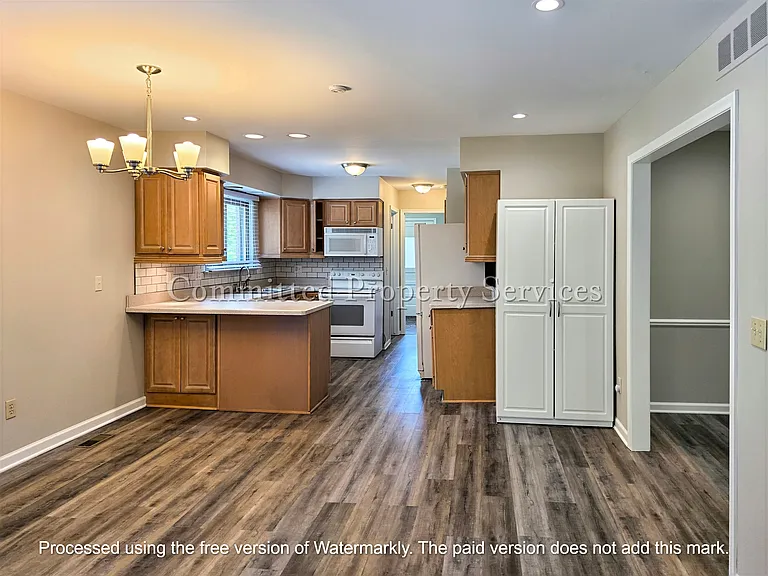 38156 Southfarm Ct — Photo 4