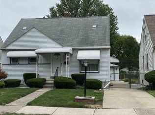 25716 Winton St, Saint Clair Shores, MI