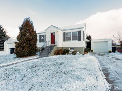 916 N 16th St, Bismarck, ND, 58501