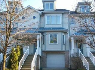 120 Saint Charles Ct, Pittsburgh, PA