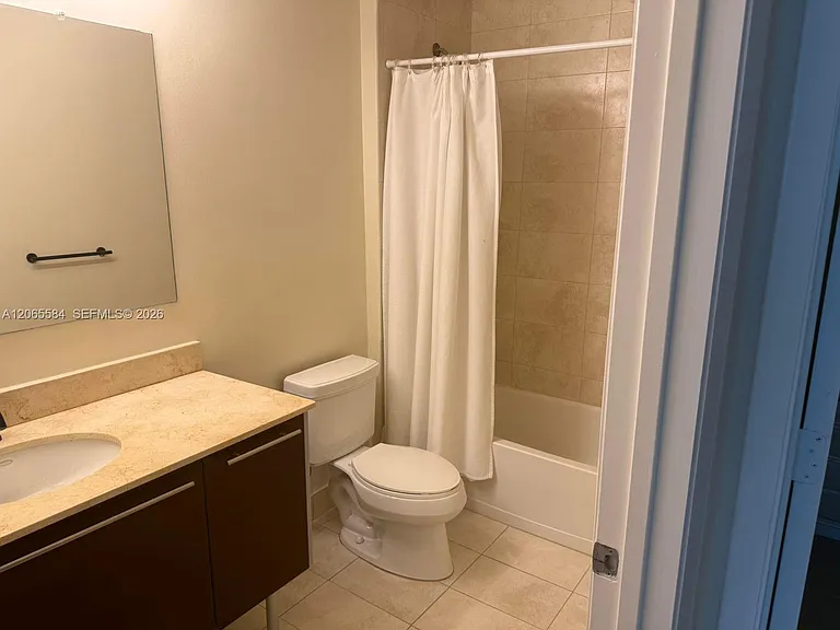 1900 N Bayshore Dr #1707 — Photo 12