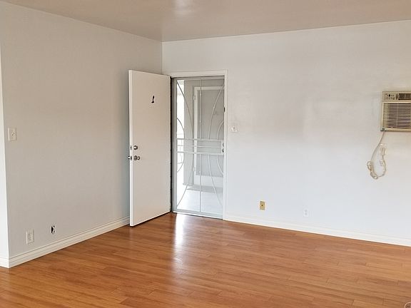 2nd image of 3101 W Ramona Rd #3101L