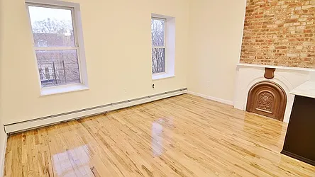 Rented by Park Property Advisors