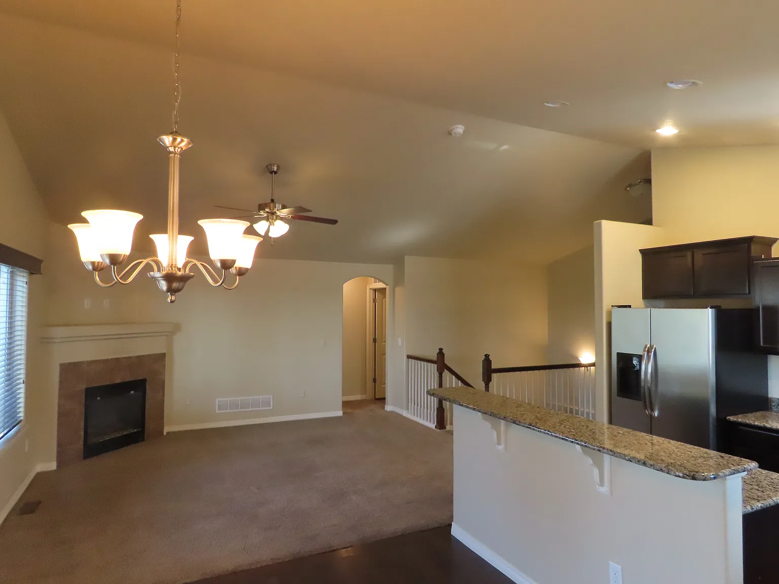 446 Beartooth Ct — Photo 4