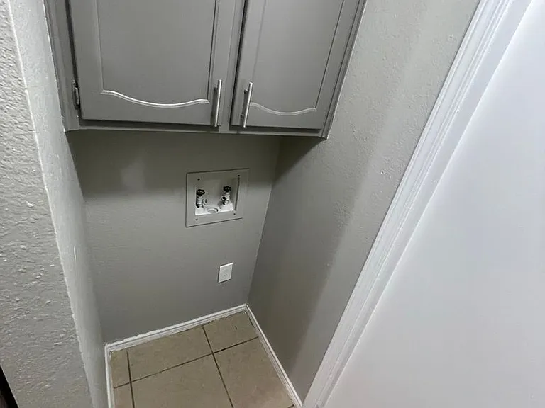 412B Hollandale Cir — Photo 5
