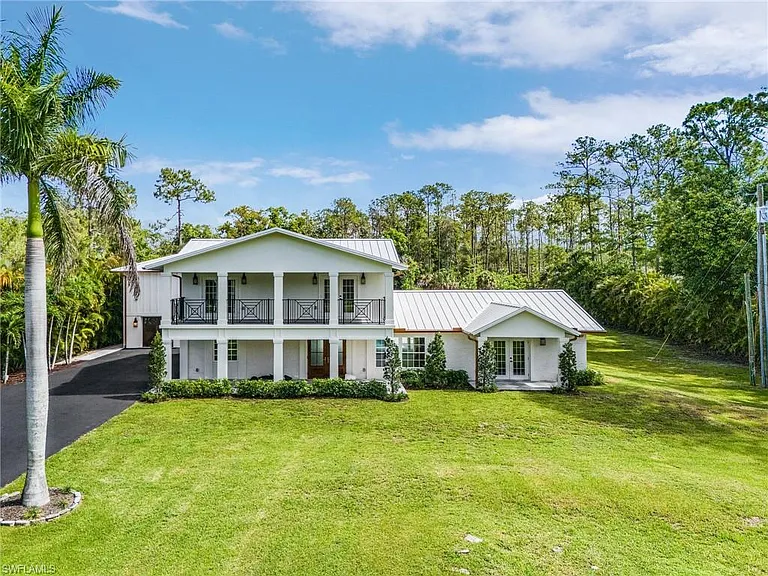 6155 Standing Oaks Ln — Photo 43