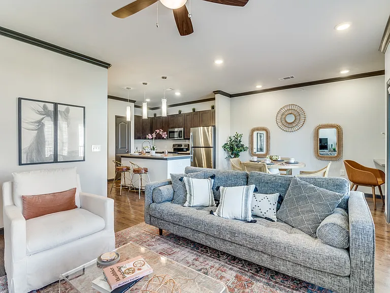 Tacara Steiner Ranch — Photo 18