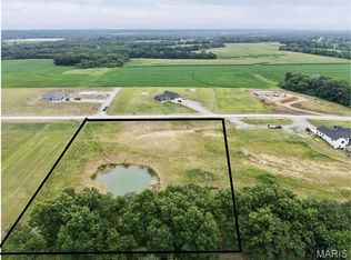 7 Lone Cedar Trl, New London, MO 63459