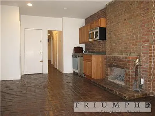 Rented by Triumph Property Group | media 20