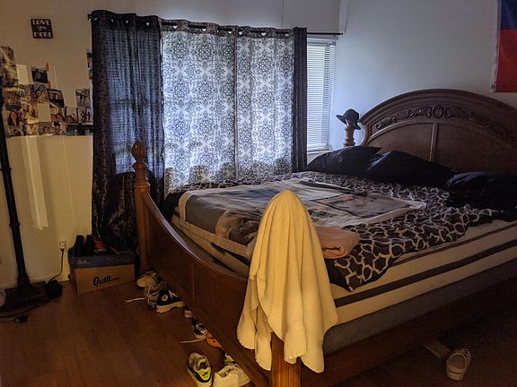 3rd image of 4304 SW 70th Ter #1003