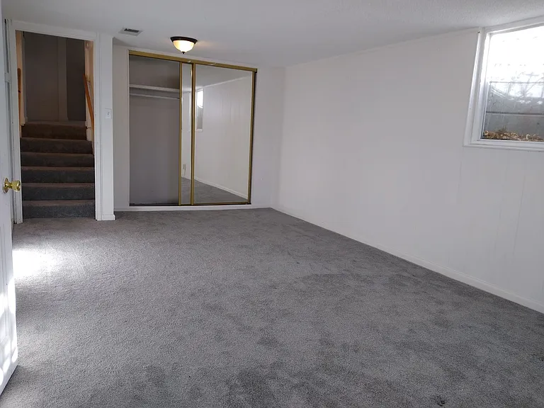 2128 Hooker St — Photo 25