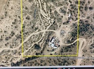 7880 Tombstone Rd, Phelan, CA 92371