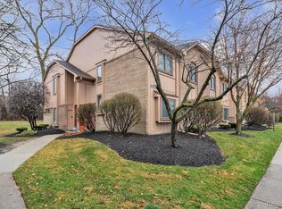 27450 Evergreen Rd, Southfield, MI 48076