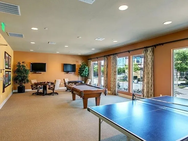 10620 Canyon Grv — Photo 2