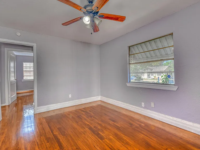 3330 Utah Ave — Photo 5