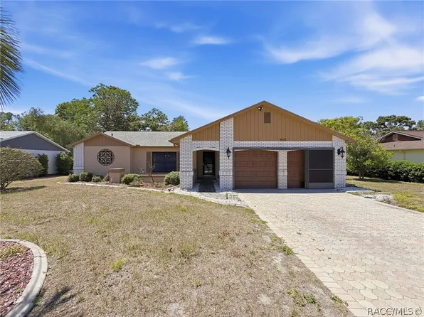 8081 Pagoda Dr, Spring Hill, FL 34606