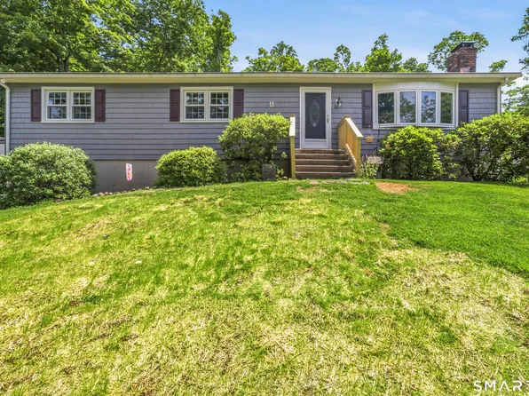 120 Luna Trl Extension, Southbury, CT 06488