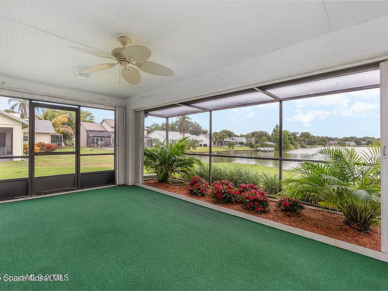1244 Lakeview Dr — Photo 10