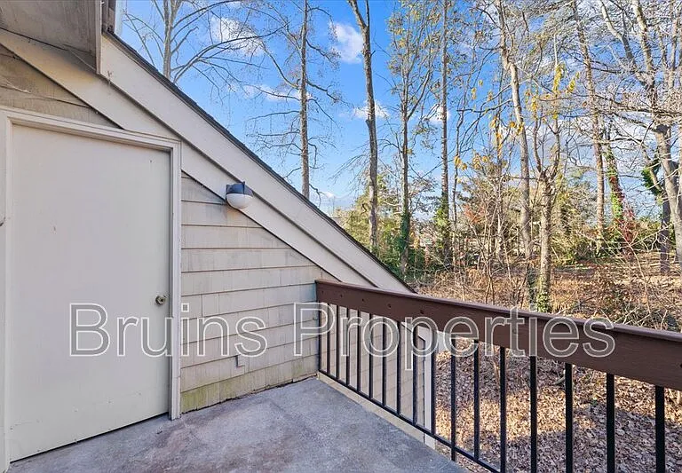 1504 Benjamin Pkwy #C-1 — Photo 15