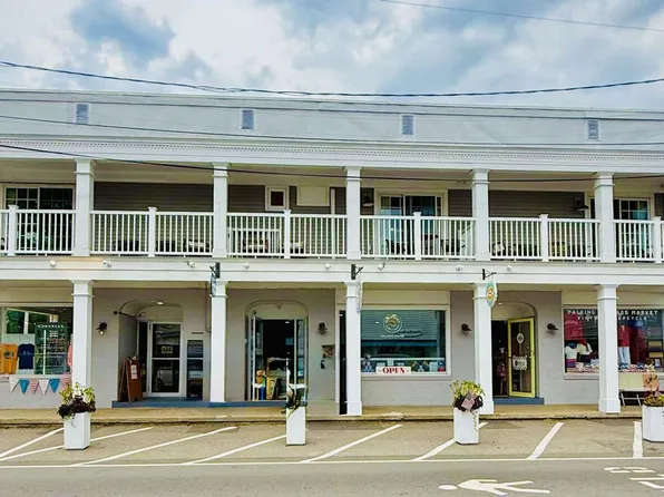 20 Shore Road #R, Ogunquit, ME 03907