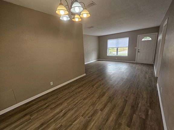 2nd image of 305 Elaine Dr