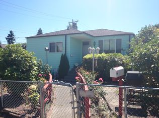 3217 SW Myrtle St, Seattle, WA 98126